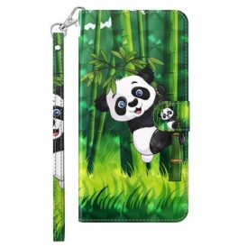 Custodia in pelle iPhone 15 Plus Panda In Bambù 3d Con Cinturino