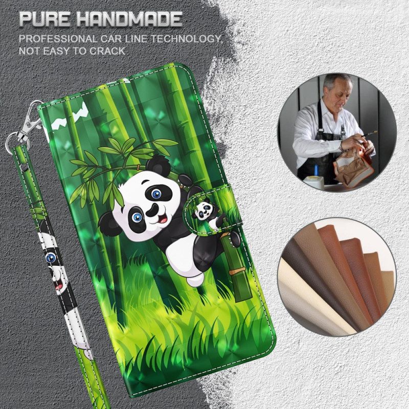 Custodia in pelle iPhone 15 Plus Panda In Bambù 3d Con Cinturino