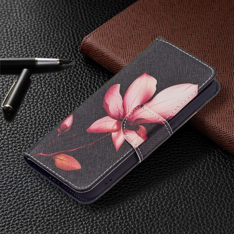 Folio Cover iPhone 15 Fiore Rosa Su Sfondo Nero